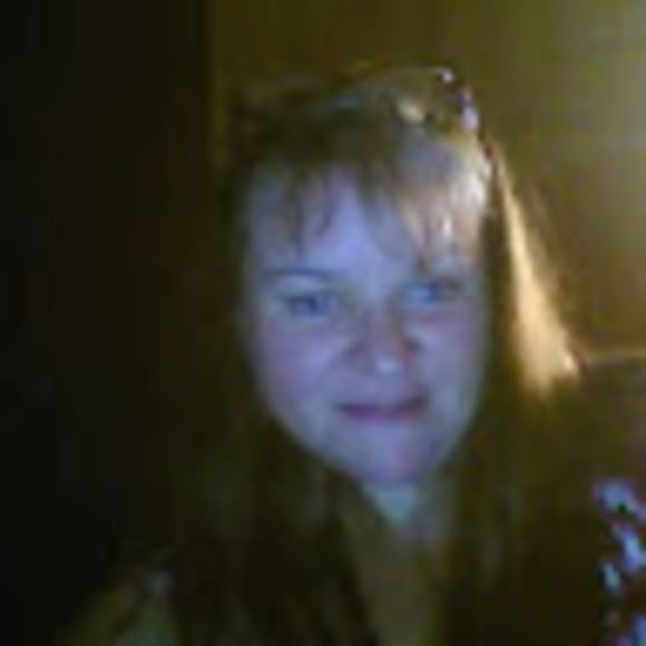 Meet your Posher, Heather - Picture 1 of 1